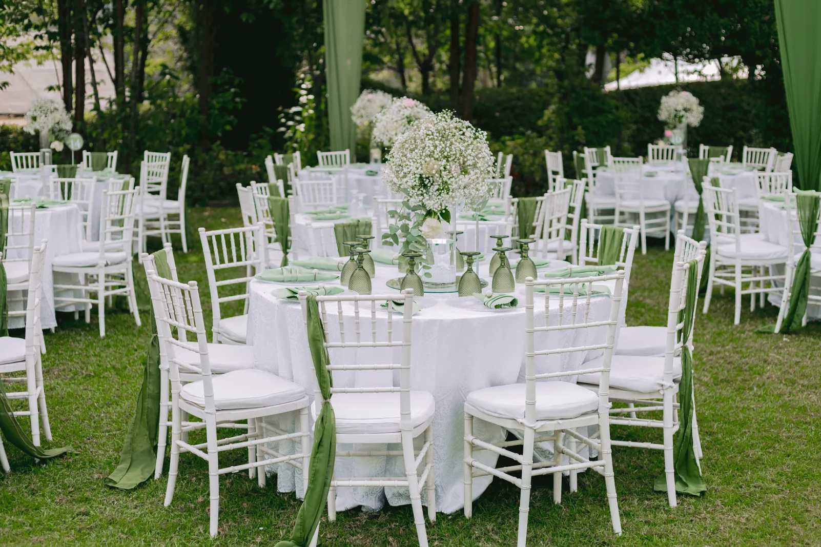 Quality decor for church wedding