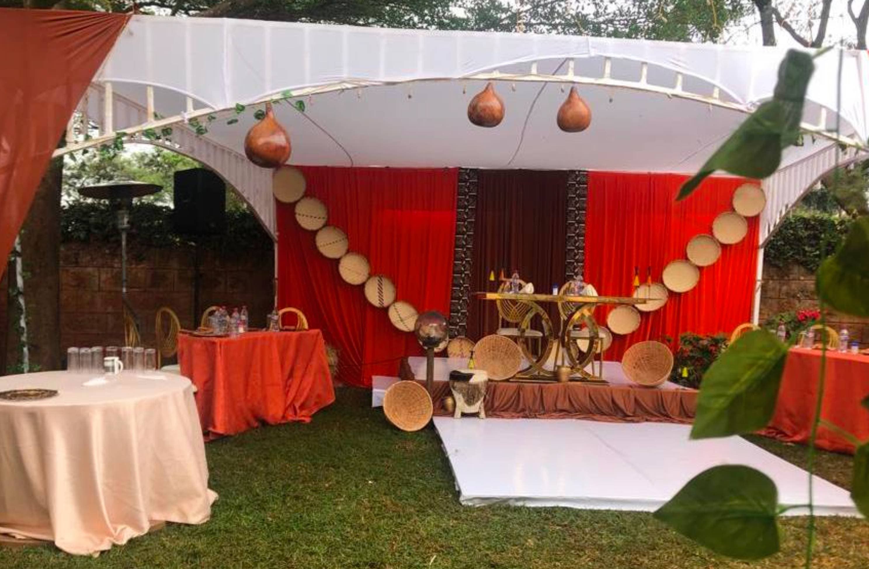 Traditional ceremony arch